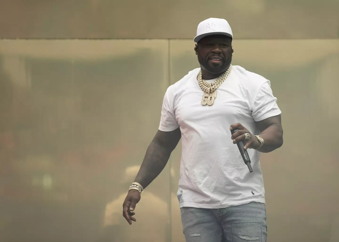 Fans are used to seeing the rapper looking pretty buff. (Andrew Chin/Getty Images)