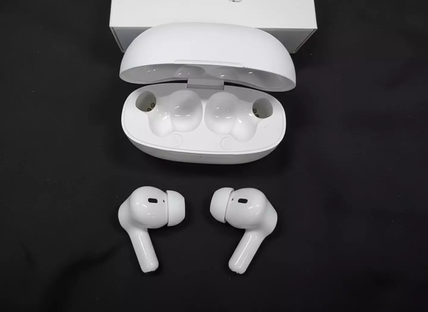 They boast an impressive 36-hour battery (Amazon reviews)