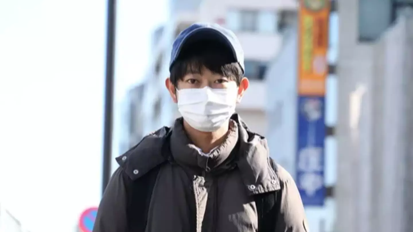 Man Rents Himself Out To Do Nothing And Gets Thousands Of Clients