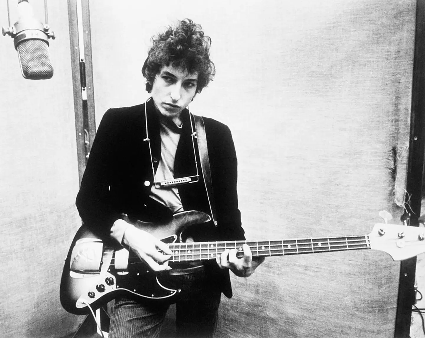 Her death means just three named people are alive, including Bob Dylan (Bettmann/Getty Images)