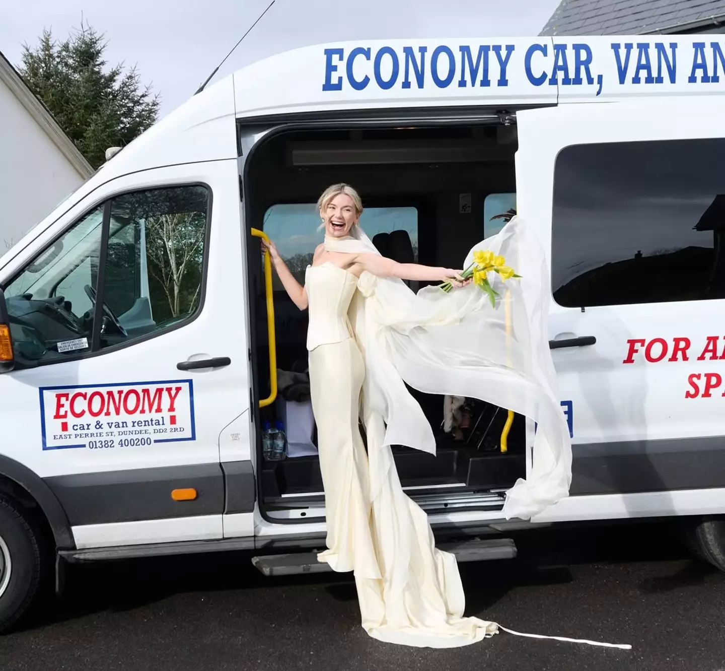 The star's staggering net worth has been revealed (Instagram/@georgiatoffolo)