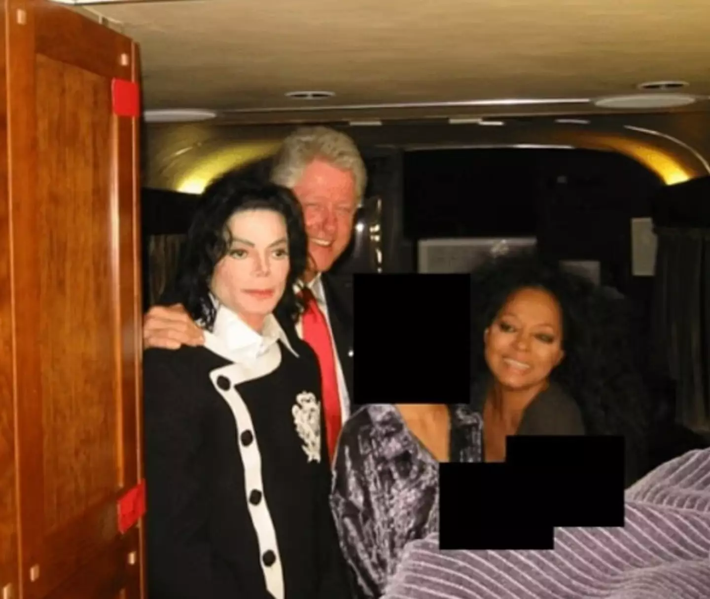Michael Jackson and Diana Ross were also photographed with Clinton (Department of Justice)