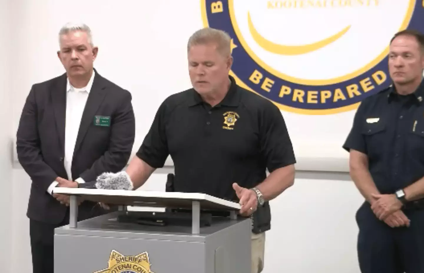 Kootenai County Sheriff Bob Norris said they believe the sniper started the fire and was acting alone (NBC)