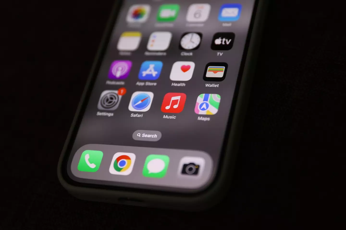 Head to settings to solve it. (Jakub Porzycki/NurPhoto via Getty Images)