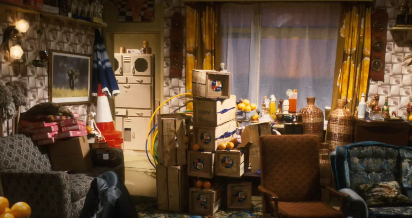 The set of Kings of Van Nuys.