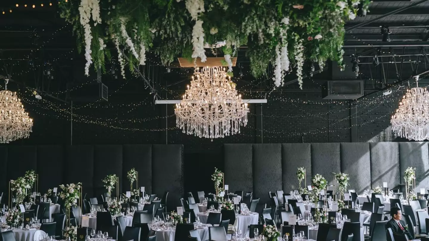 One guest estimates that 'at least 100' people got sick.