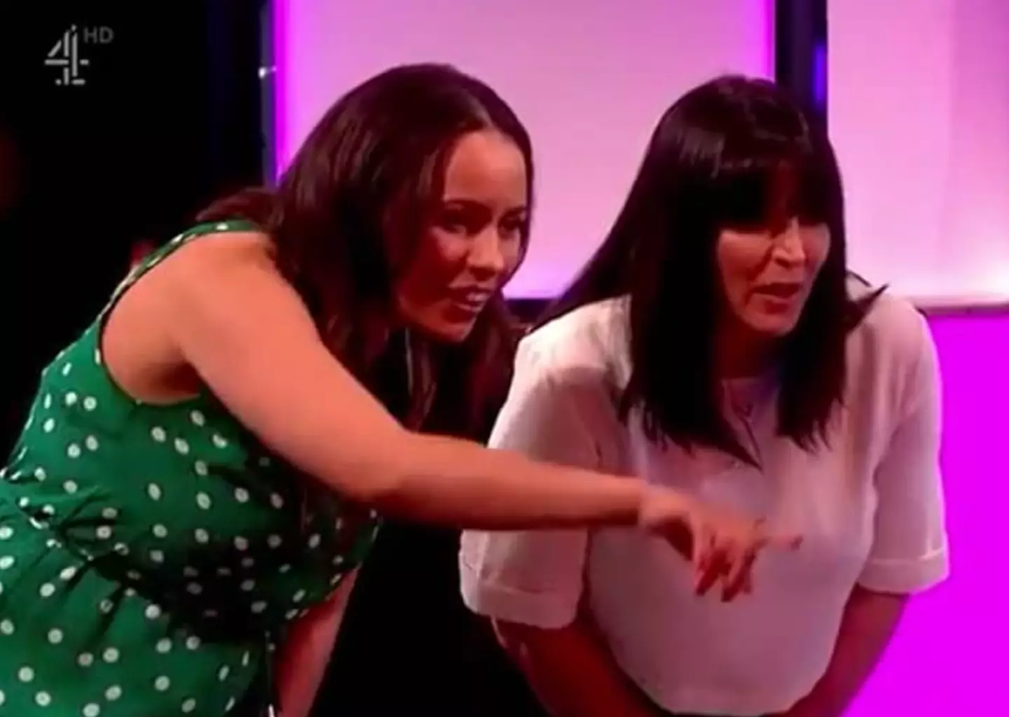 Former contestant Gavin reveals the 'shaking' men do to warm up behind the scenes.