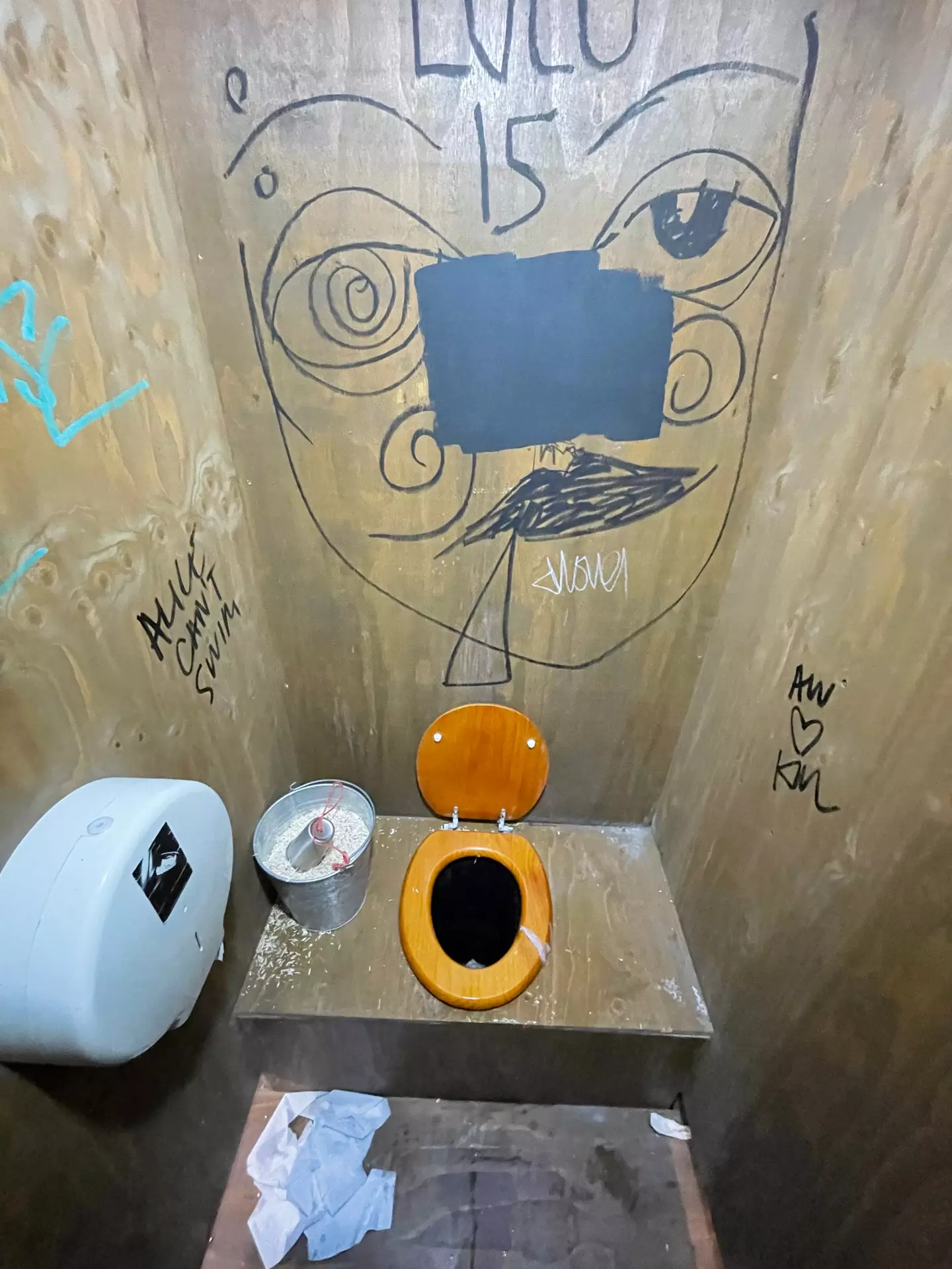 A bar in Peckham has swapped their flushing toilets for sawdust.