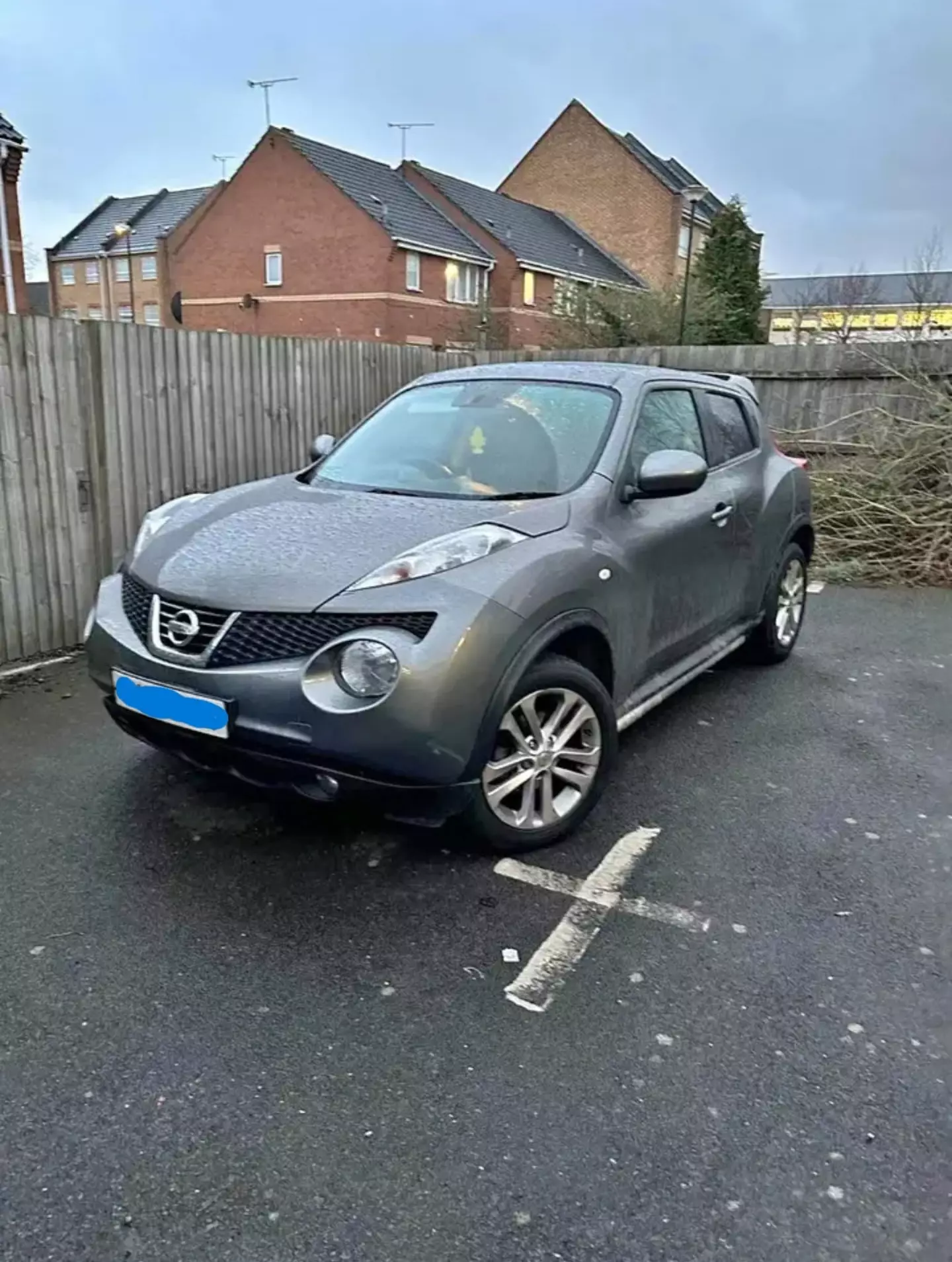 A woman has issued a terrifying warning after defrosting car outside her home.