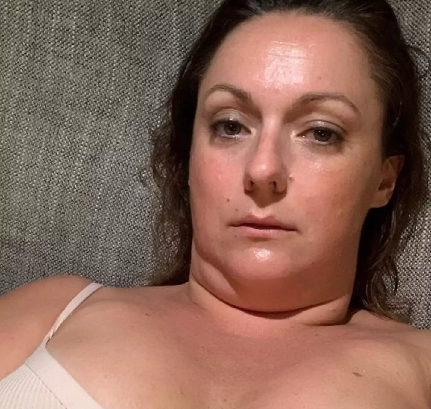 And the recreation made by Celeste Barber (Instagram/@celestebarber)