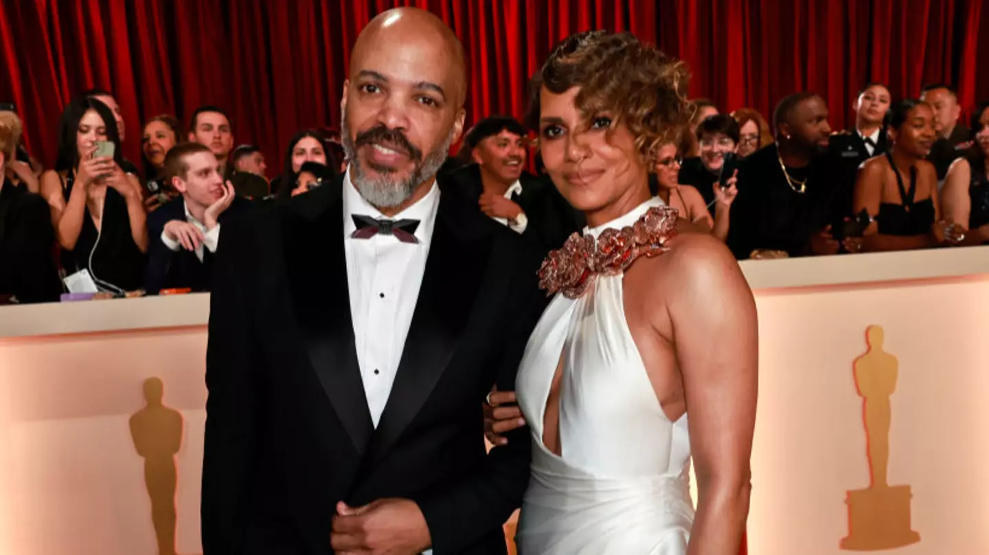 Halle Berry explained sad reason why sex with her boyfriend 'felt like razor blades'