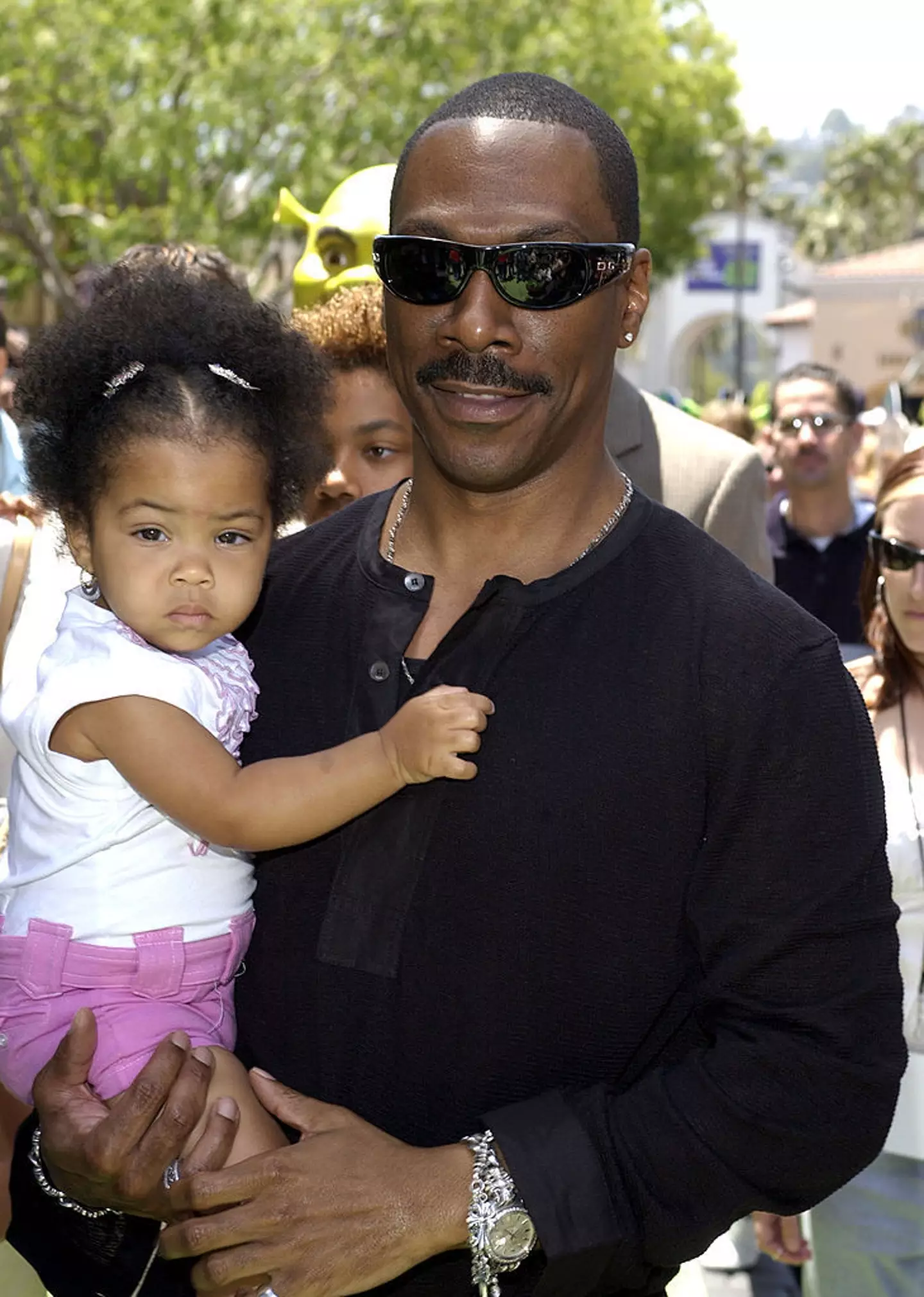 Eddie Murphy has 10 kids.