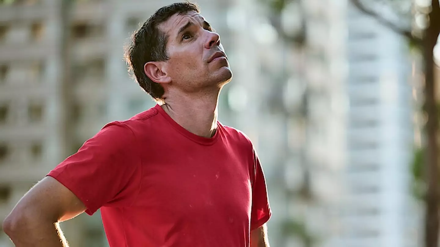 Man attempting to free-climb 1,600ft skyscraper live on Netflix reveals what will happen if he falls to death