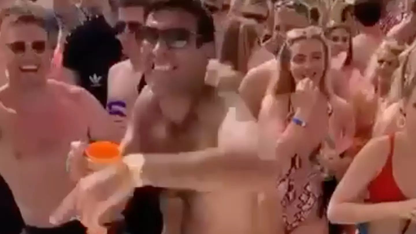 Rishi Sunak Lookalike 'Raving Rishi' Raves At Wayne Lineker's Ibiza Club