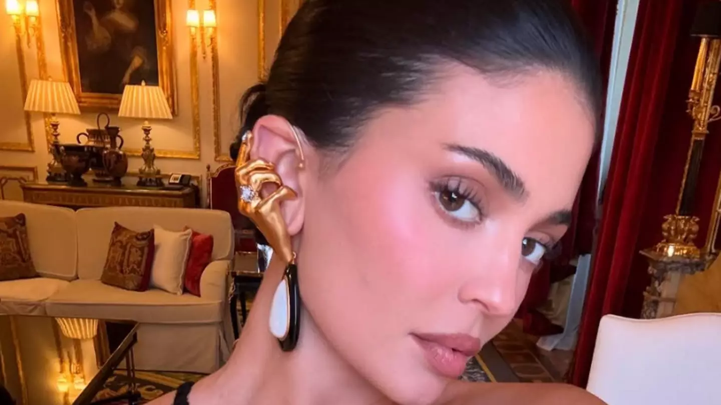Kylie Jenner lost almost 1 million followers after posting one Instagram photo