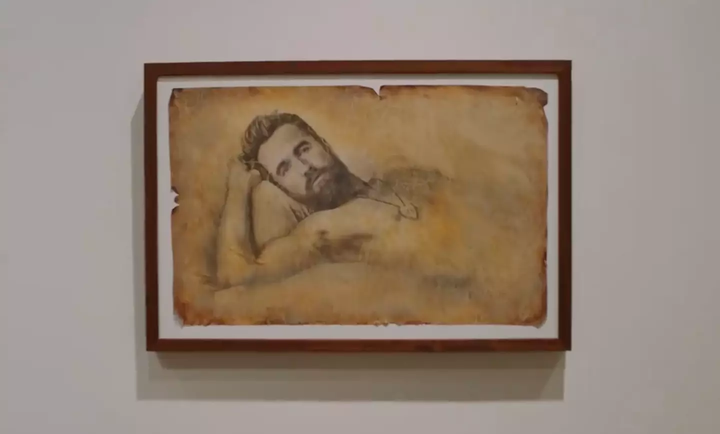 Reynolds commissioned this drawing of McElhenney to display in an actual art gallery in Wrexham. (X/@vancityreynolds)