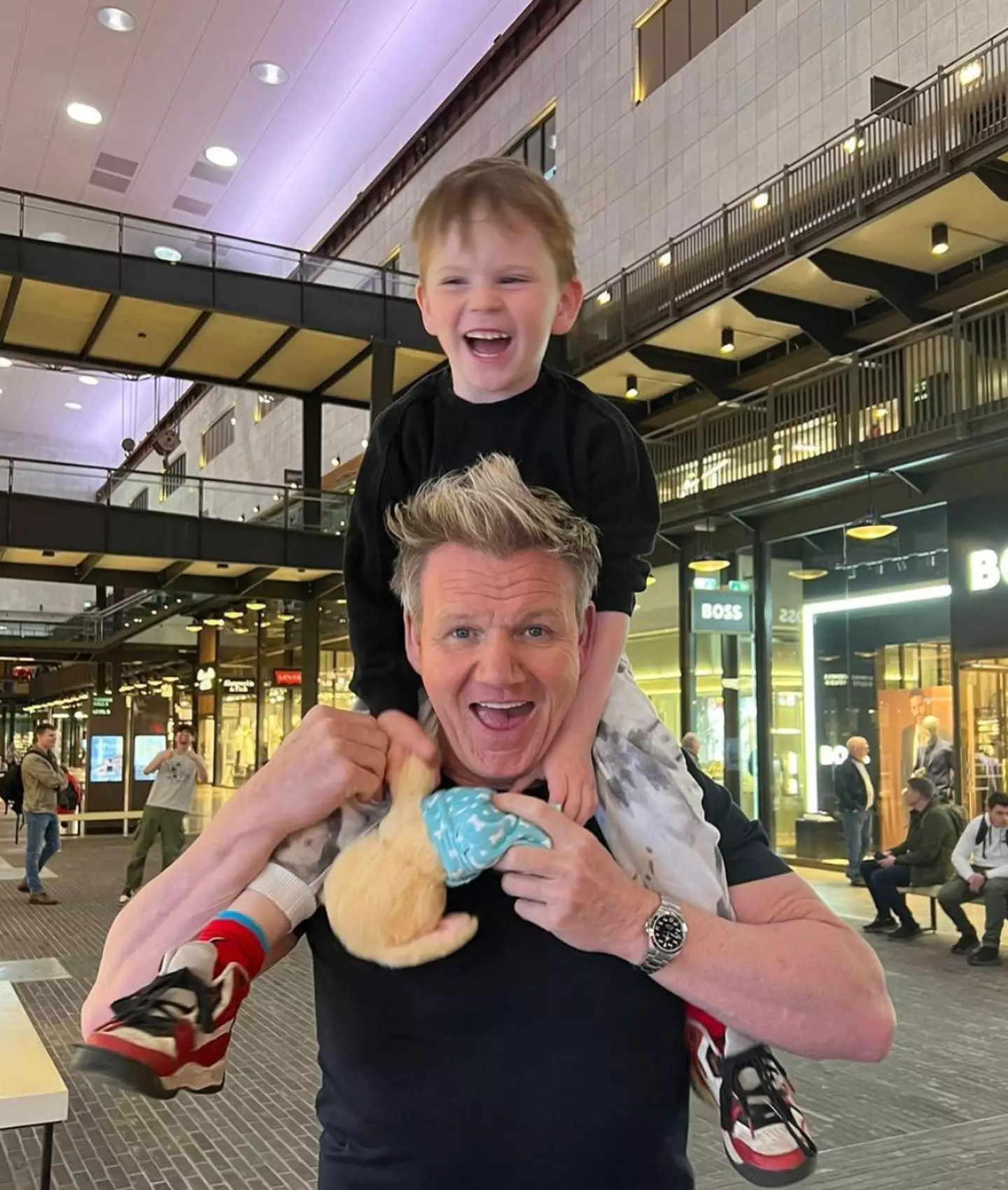 Ramsay with youngest son Oscar.