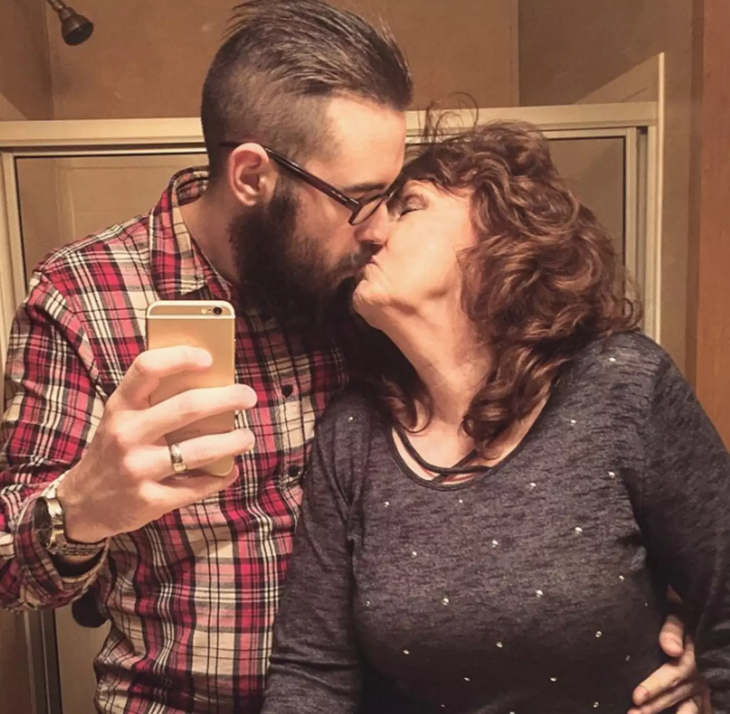 Gary and Almeda met in 2015.