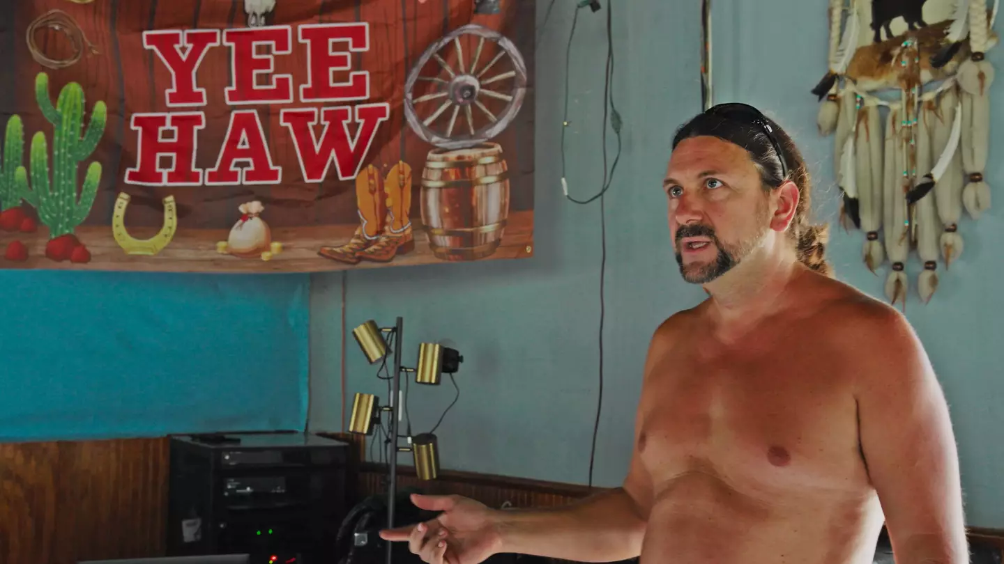 'Naked Jesus' reveals why he's comfortable running nudist resort with his sister, mum, and dad