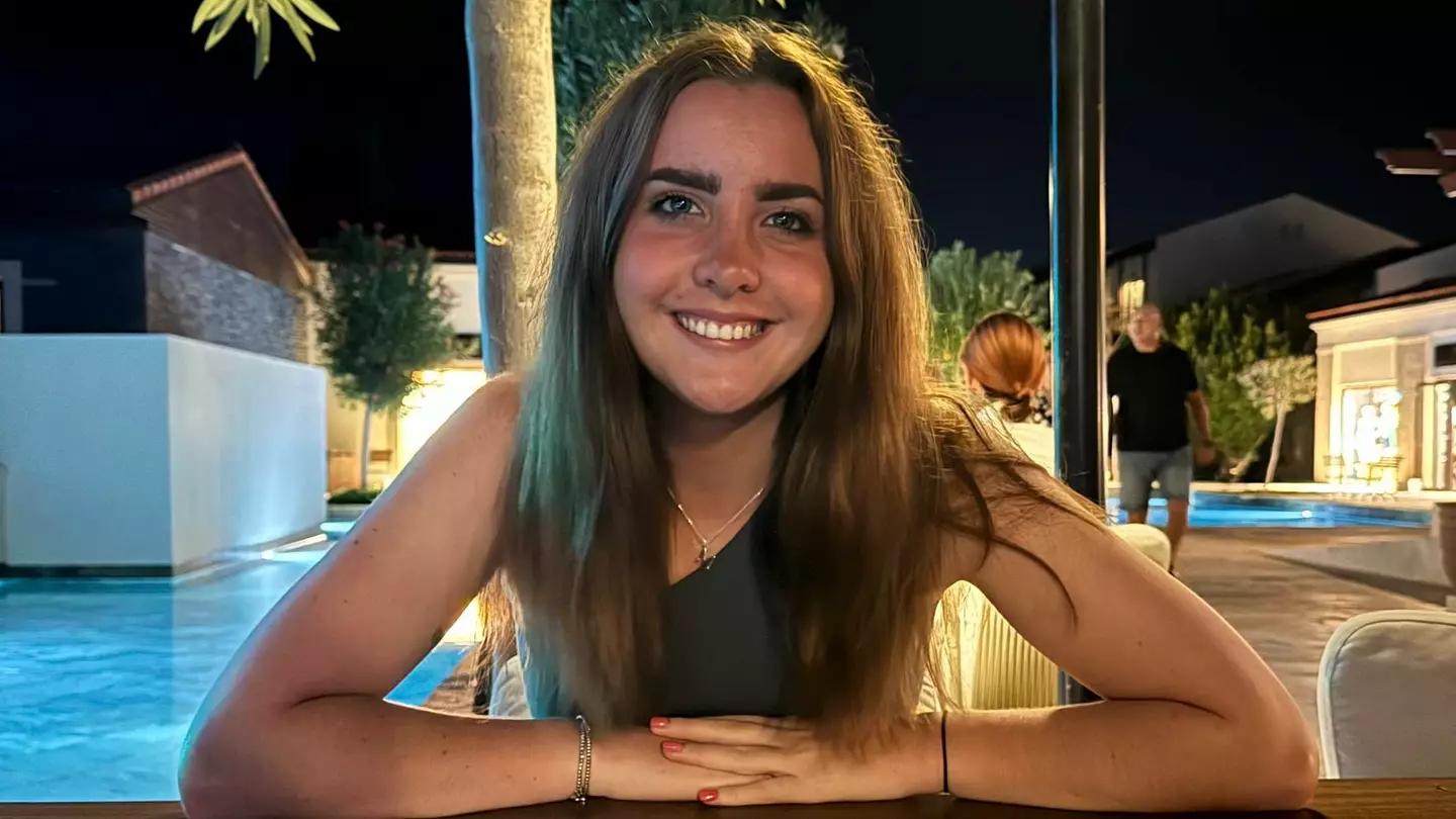 22-year-old diagnosed with life-threatening condition after her symptoms were dismissed as heatstroke