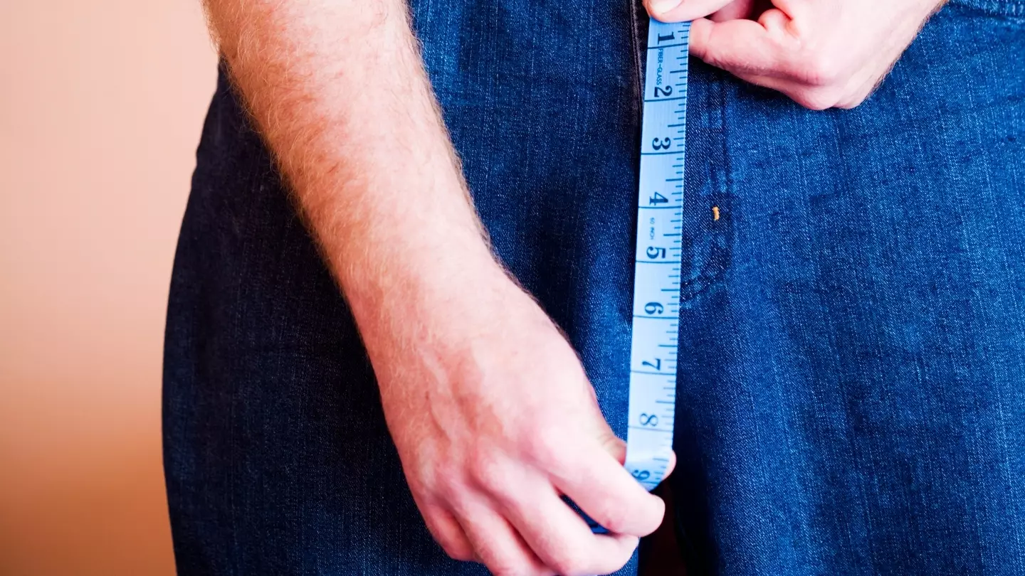 Urologist explains truth behind 'hung smile' as people convinced it can reveal penis size