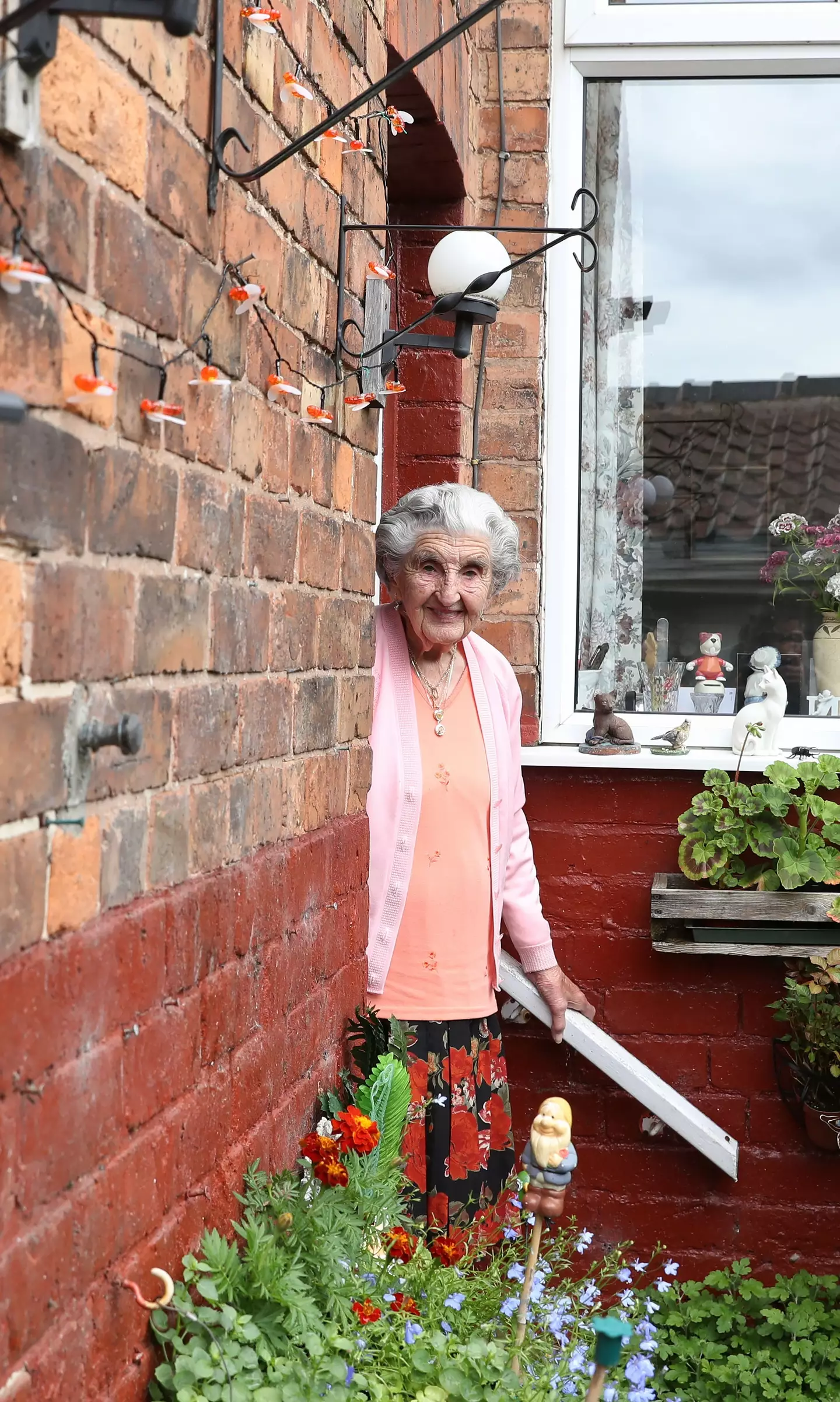 Elsie bought the house for £250.