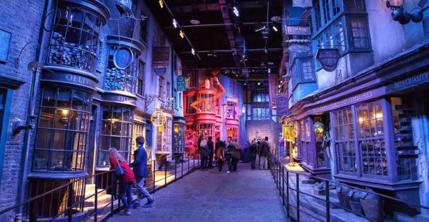 The new Japan attraction will have exclusive sets as well the usual Harry Potter scenes.