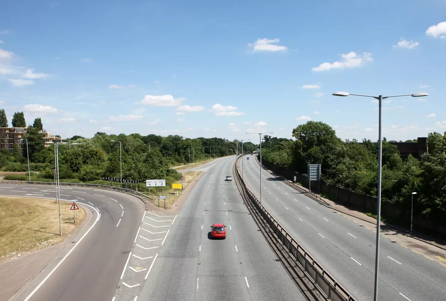 Middle lane hogging is a big no-no on motorways (Getty Stock Photos)