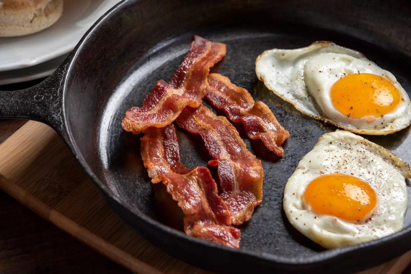 Check the labels when buying your bacon and know which nitrates and nitrites to look out for (Getty Images)