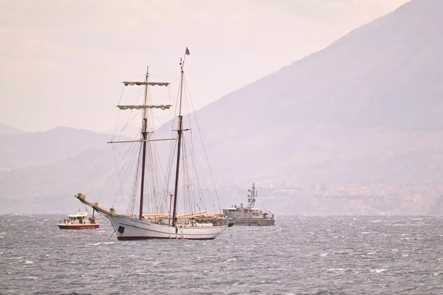 Divers claim to have seen corpses in the yacht's wreckage. (Vincenzo Pepe/Getty Images)