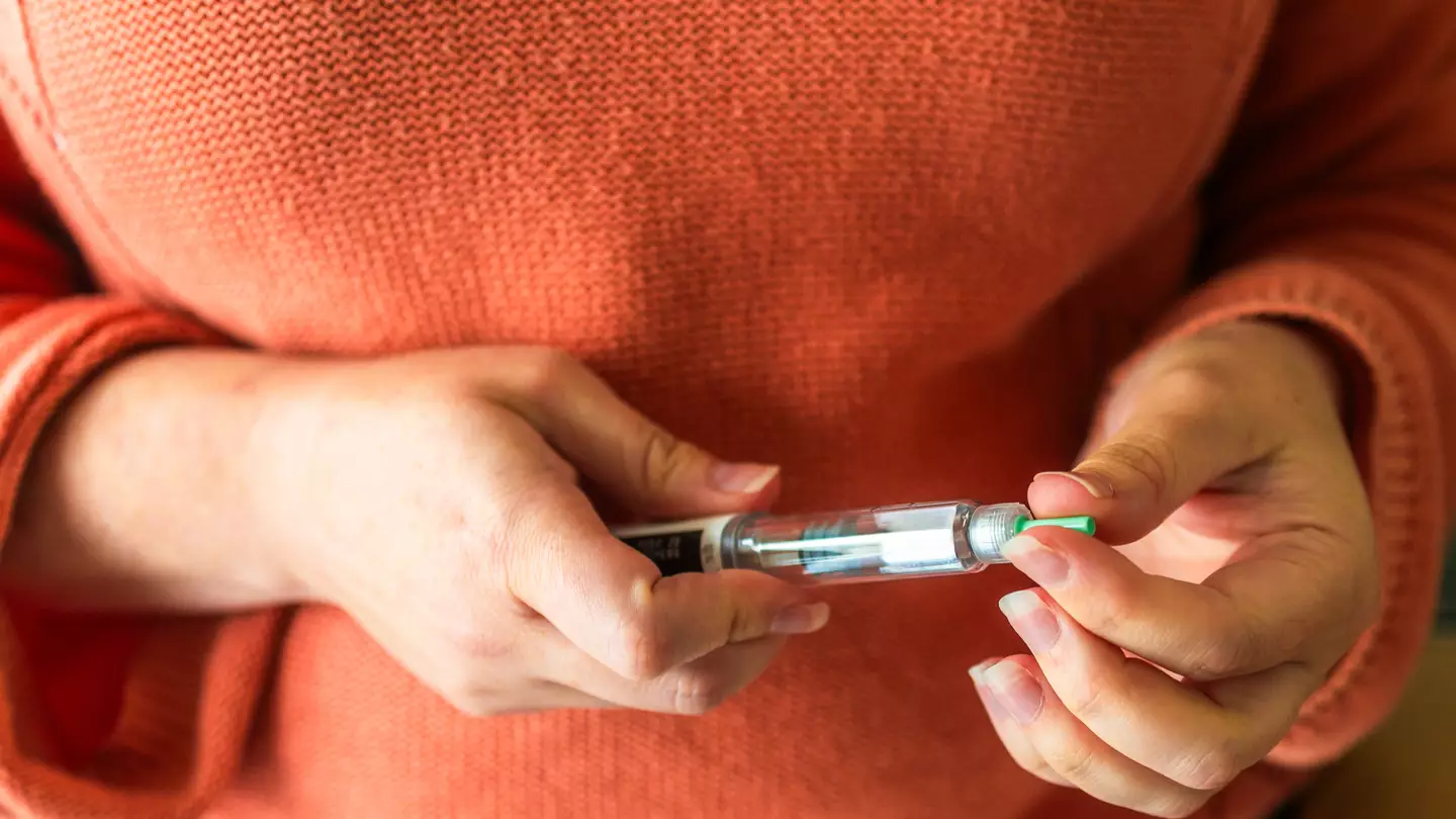 People raise concerns over worrying 'food noise' after using Mounjaro weight loss jabs