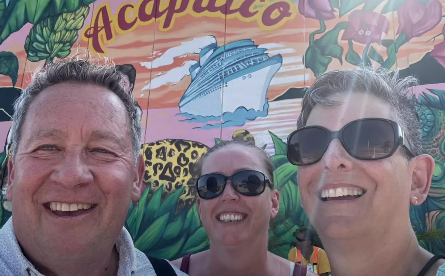 The couple were joined by their daughter Jeanell (centre) while in Mexico, and they said that every so often you could bring family onto the ship (YouTube/LynnandPaulsExcellentAdventure)