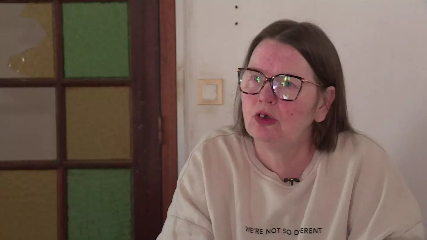 Laurence says she feels like an outcast at the company (FTV)