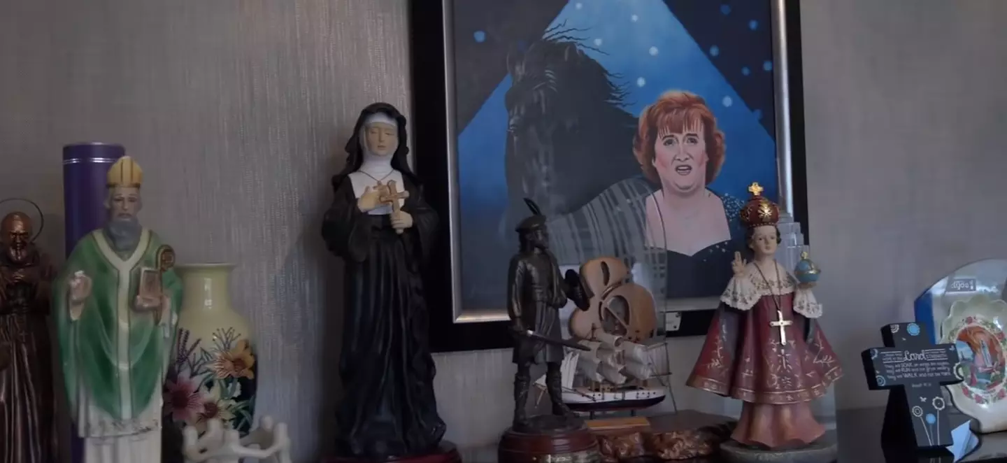 She has various trinkets around her home.