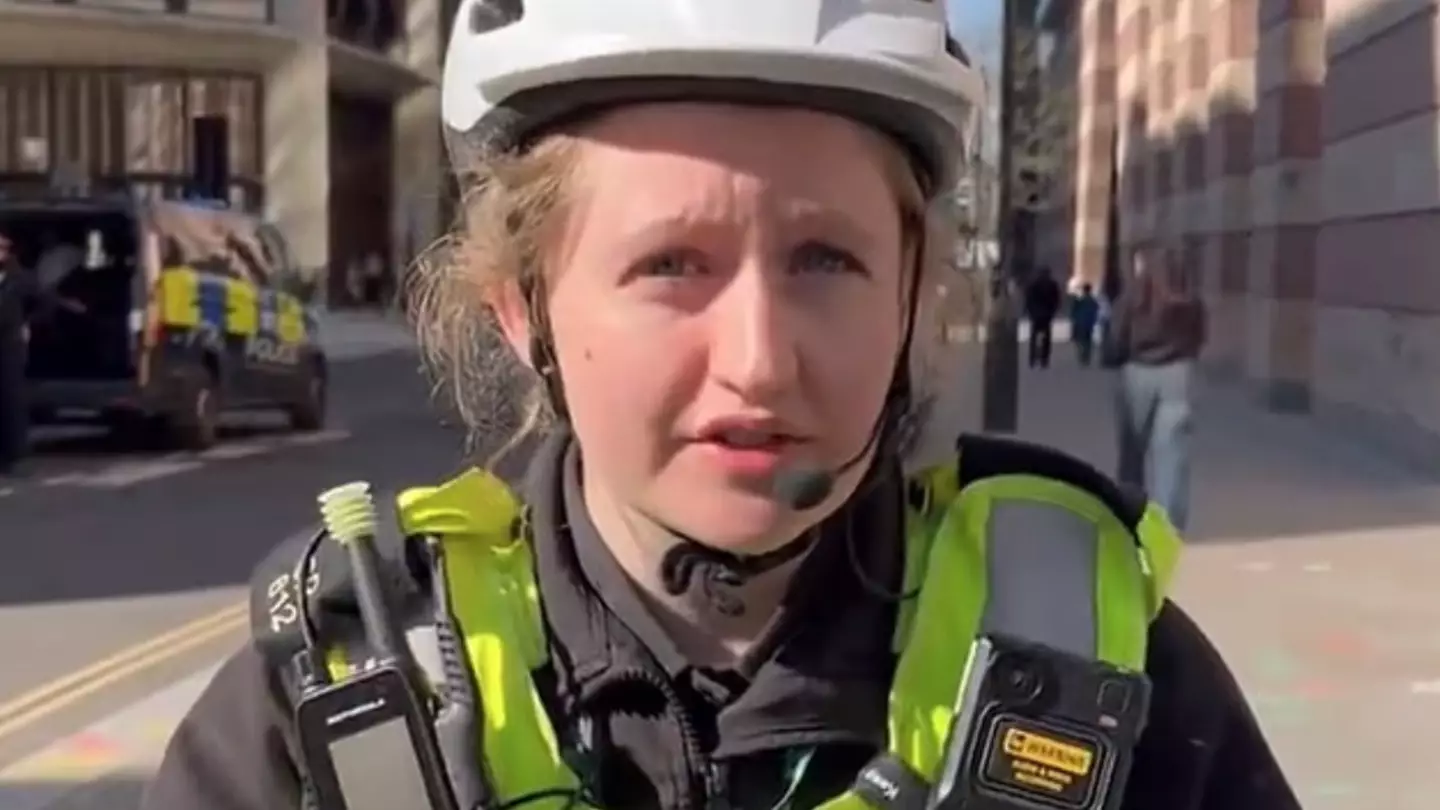 Police officer claims man broke 'Human Rights Act' cycling non-handed
