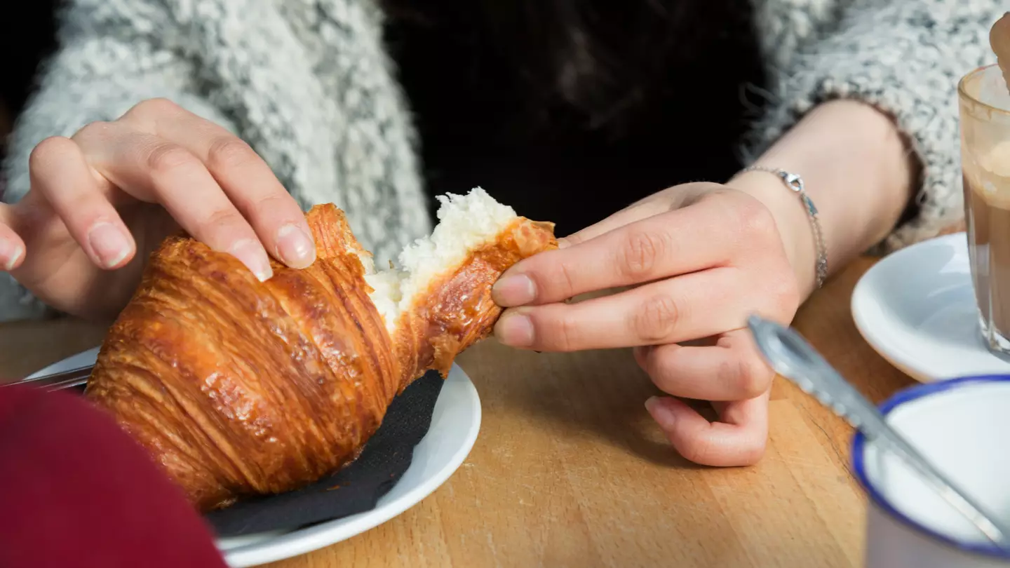 Expert explains that ‘croissant feet’ could be the key to being asked out more