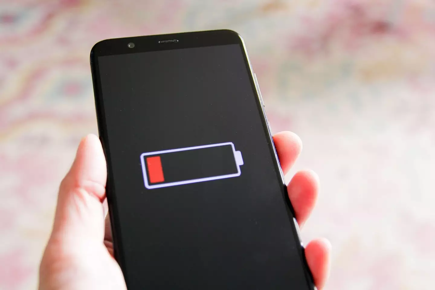 The TikToker showed users how to extend their battery life. Kinga Krzeminska / Getty Images