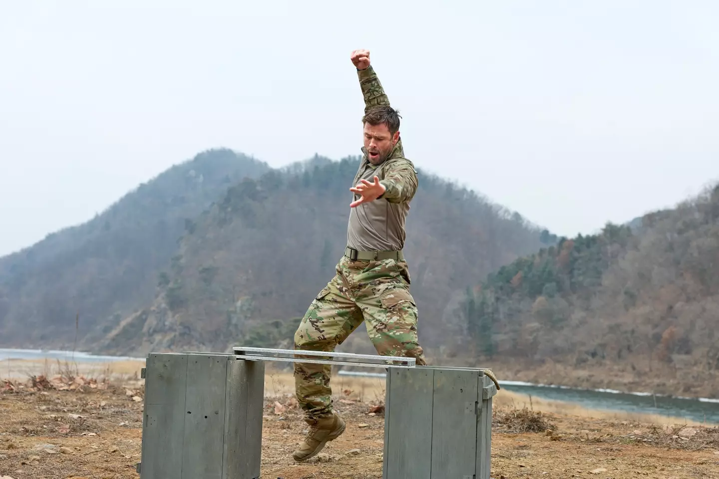 Hemsworth really put himself through it in the new season. (National Geographic)