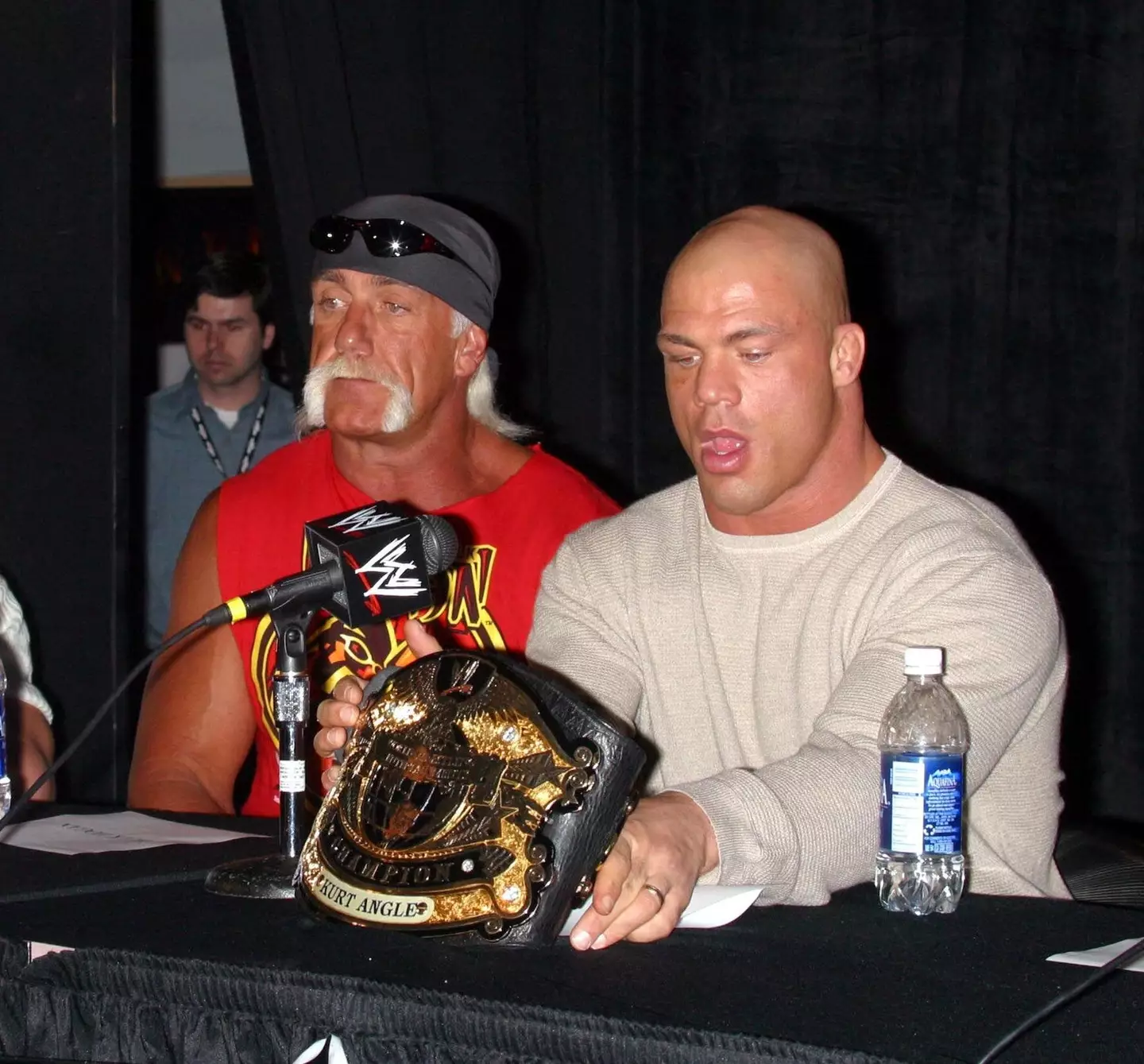 Hull Hogan with Kurt Angle in 2004.