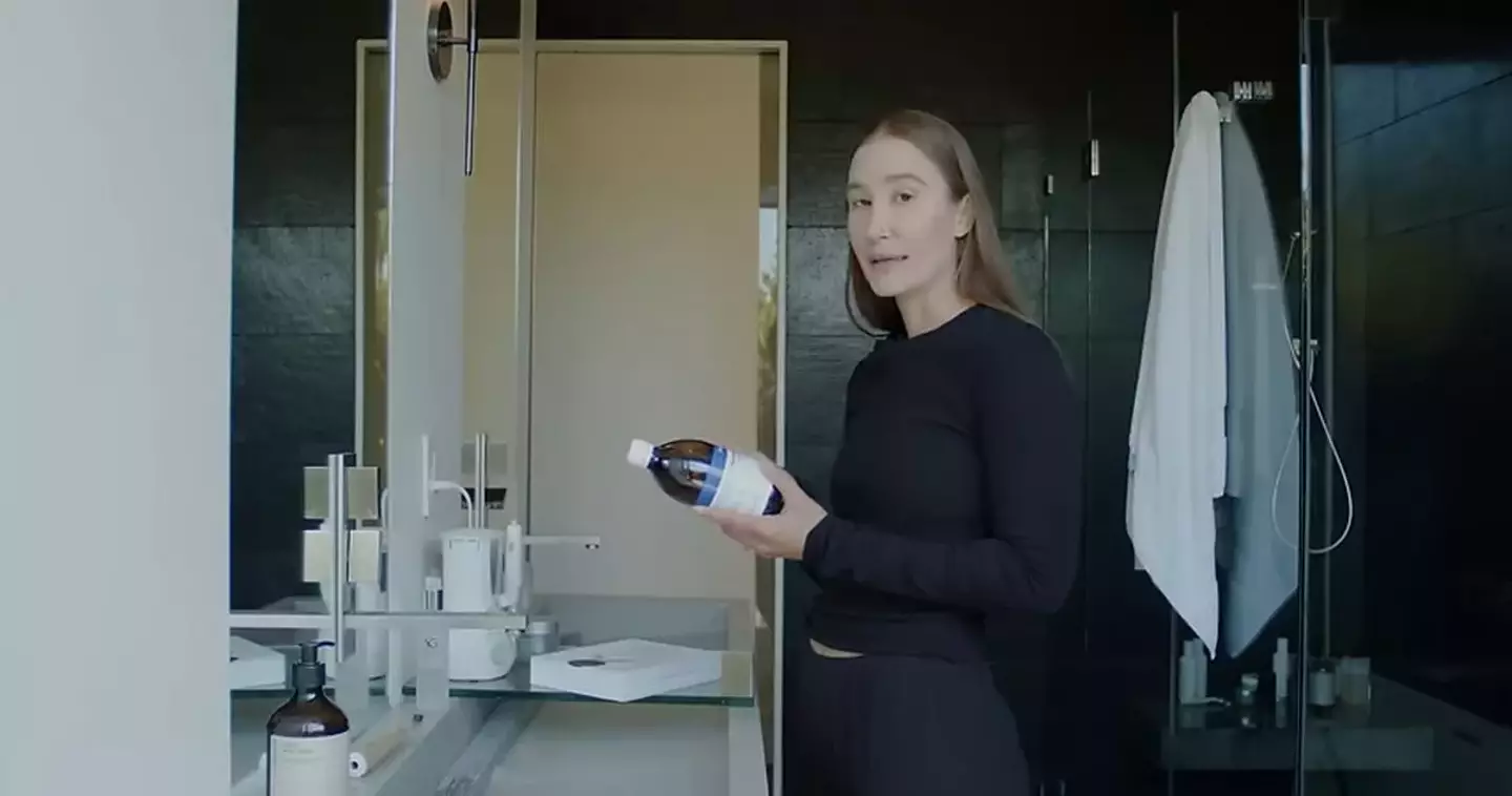 Kayla is obsessed with keeping the pair in tip-top shape, all year round (Youtube/Kayla Barnes-Lentz)