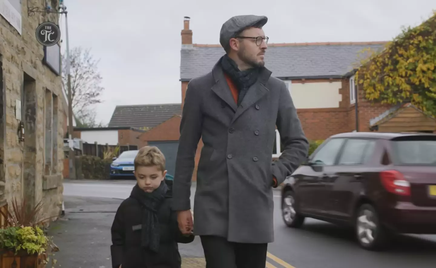 The advert tells the story of a dad and his son.