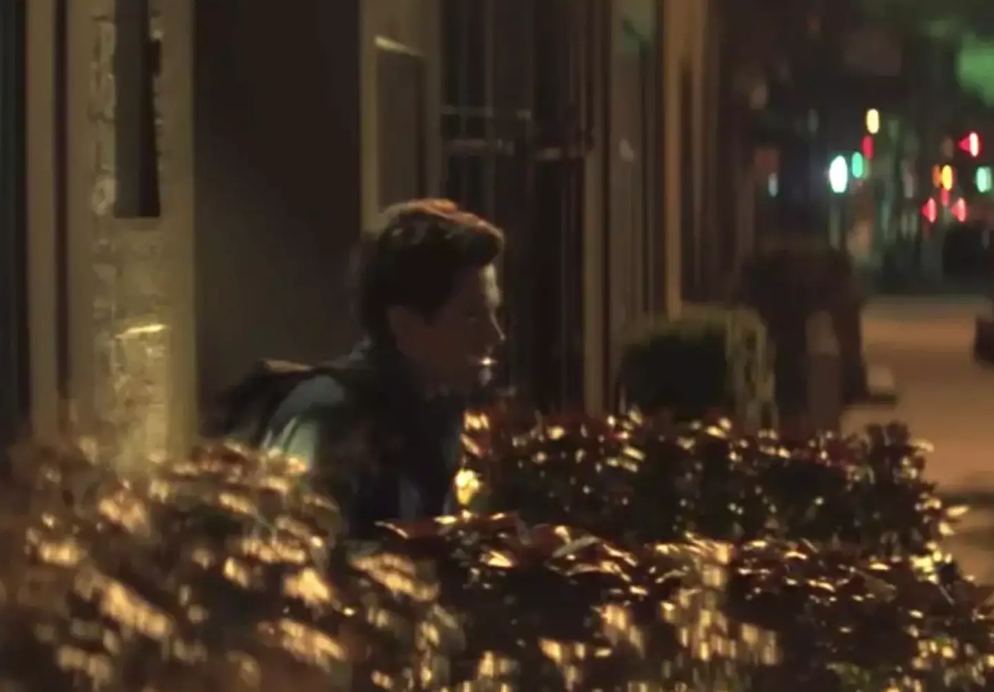 Krieger had to give him some notes for the masturbation scene in the pilot episode of You (Netflix)