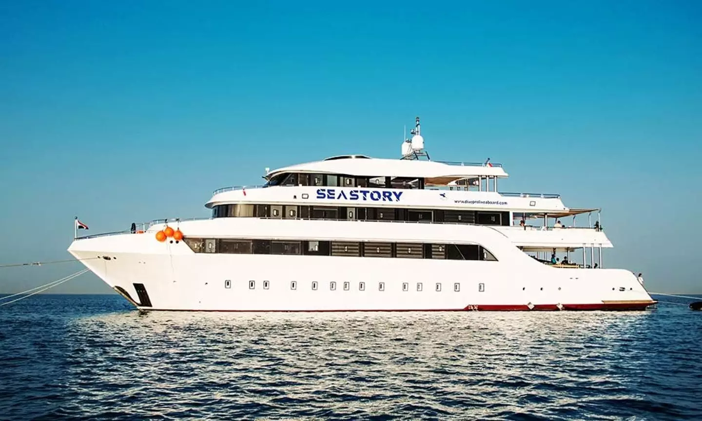 A tourist yacht has sank in the Red Sea off Egypt with rescue operations underway (Dive Pro Liveaboard)