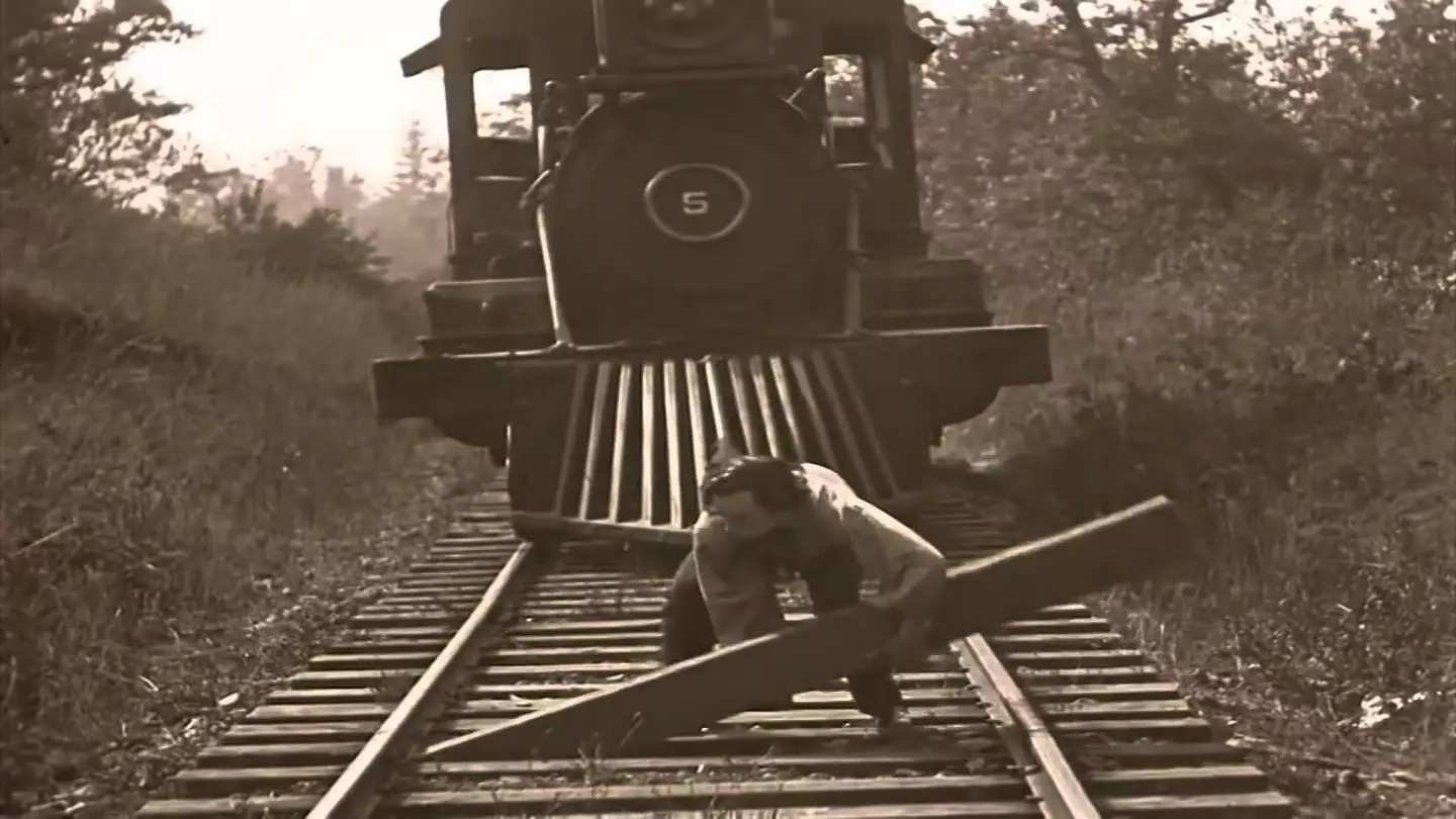 Buster Keaton knew his way around an incredible stunt.