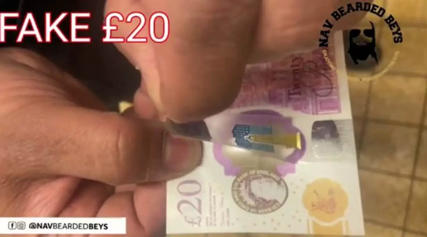 The fake note is revealed.