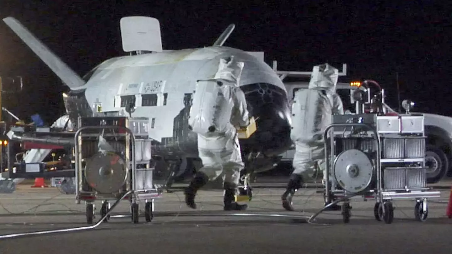 Secretive Space Force ship returns to Earth after spending 434 days in orbit conducting mysterious tests