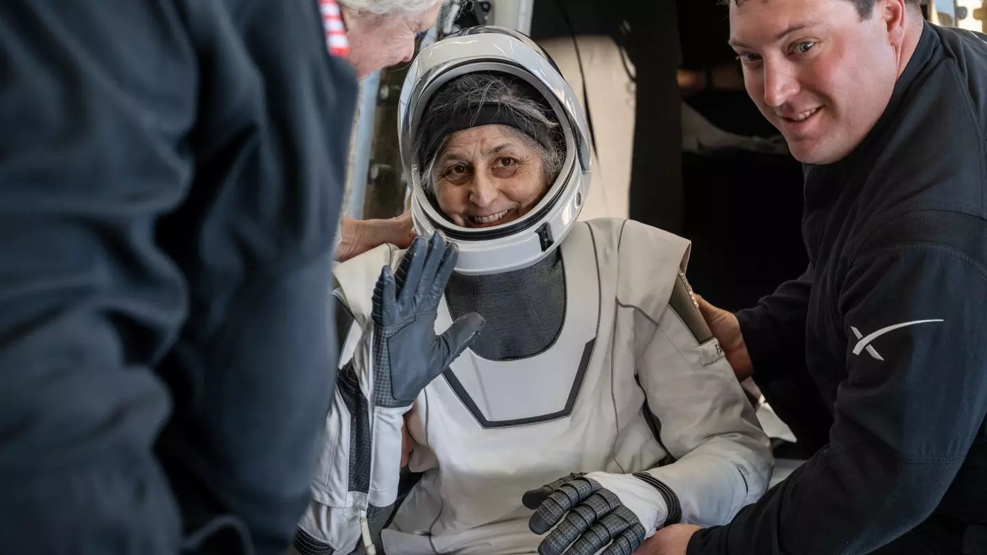 Before-and-after images show effects space had on NASA astronauts after nine months