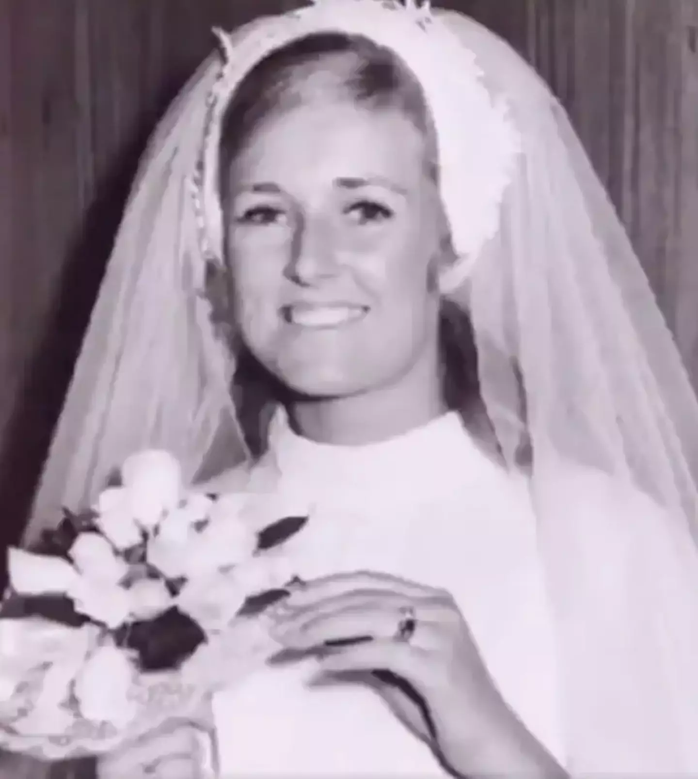 Lynette, on her wedding day to her one-day killer.