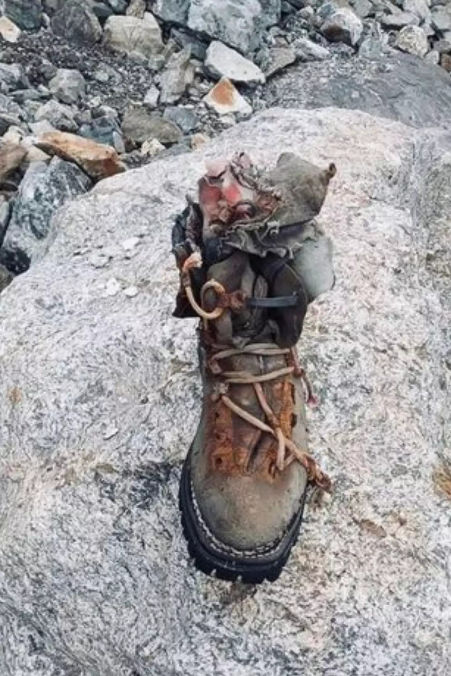 The location of Geunther Messner’s boot has proven his brother's innocence.