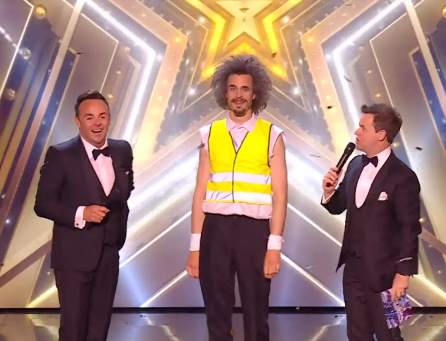 Bruno Tonioli called Venn's performance 'world-class'.